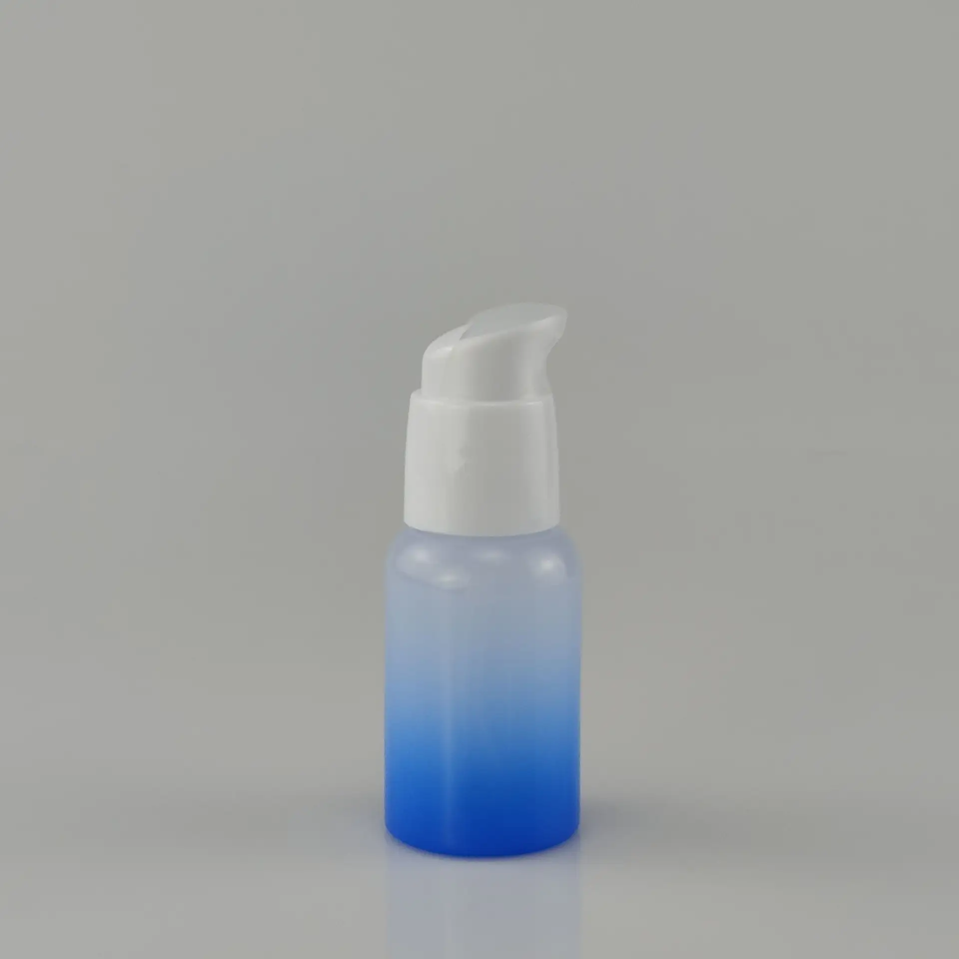 30ml Small Round Plastic Bottle Lotion Pump Skincare Essential Oil Beauty Packaging Bottle