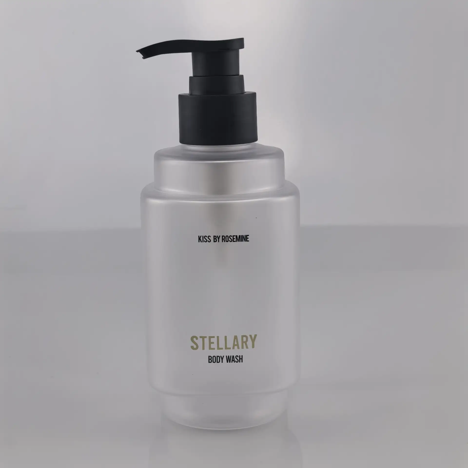 300ml Luxury Frosted Plastic Squeeze Pump Bottle for Shampoo Conditioner Body Wash Hair Care