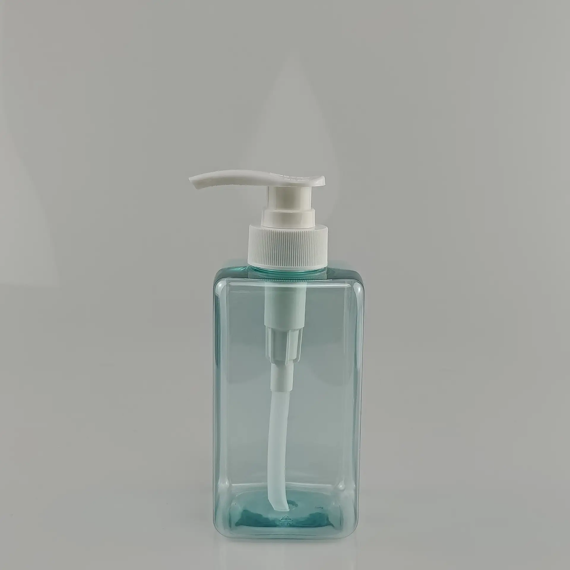 430ml Transparent Square Polyester Plastic Pump Bottle Silk Screen Printing for Shampoo Body Wash Hand Soap