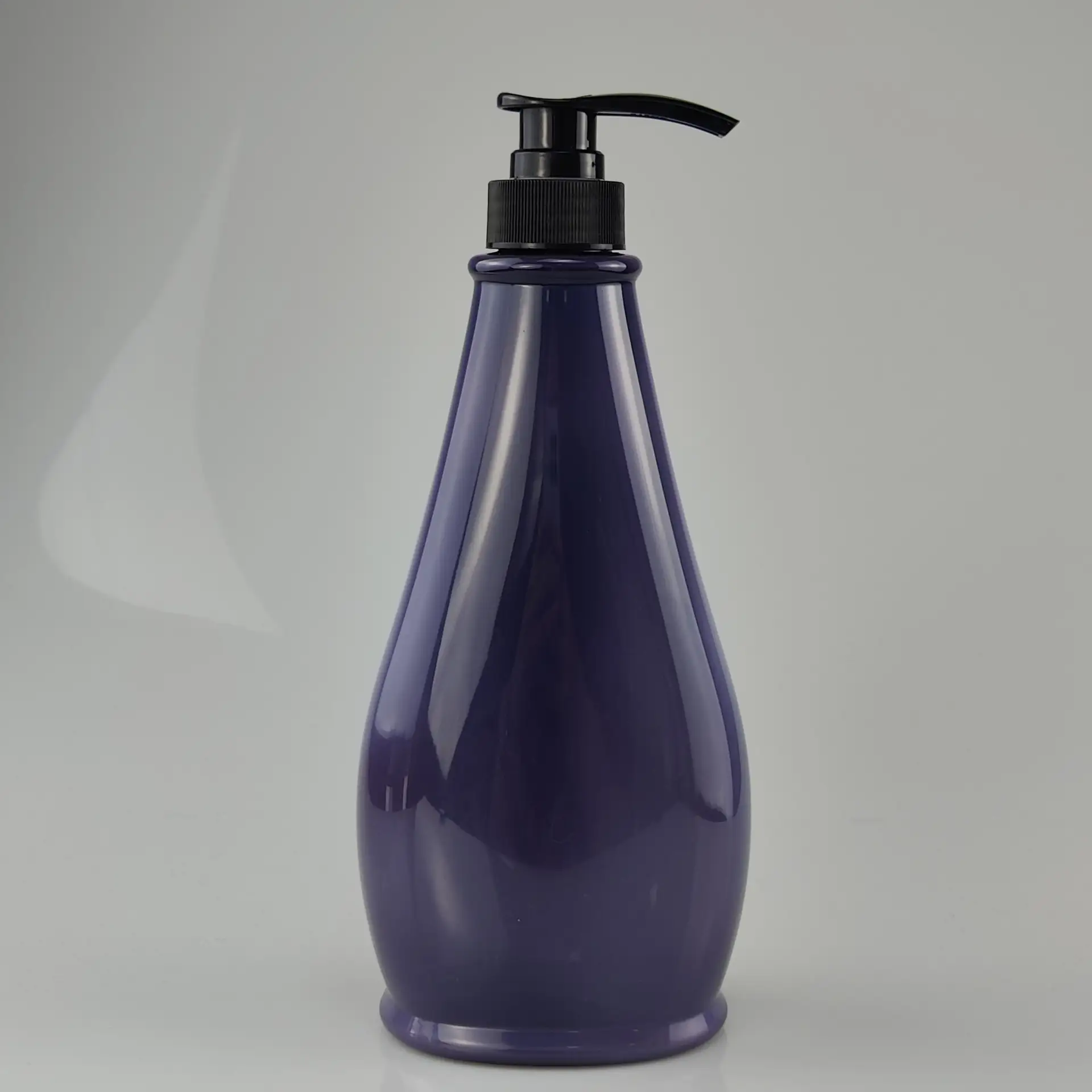 Purple Cylindrical Eco-friendly Plastic Press Pump Bottle Custom Logo For Shampoo Liquid Soap Packaging