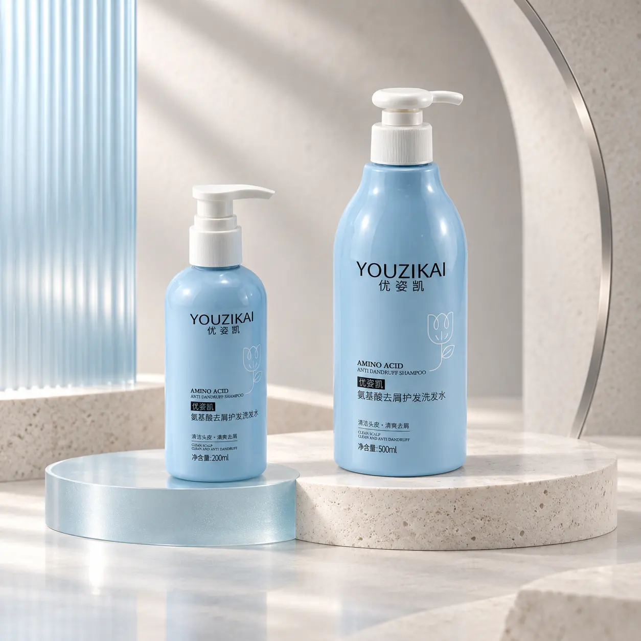 Empty 500ml Boston round plastic pump bottle, glossy light‑blue surface finish for shampoo body wash liquid packaging